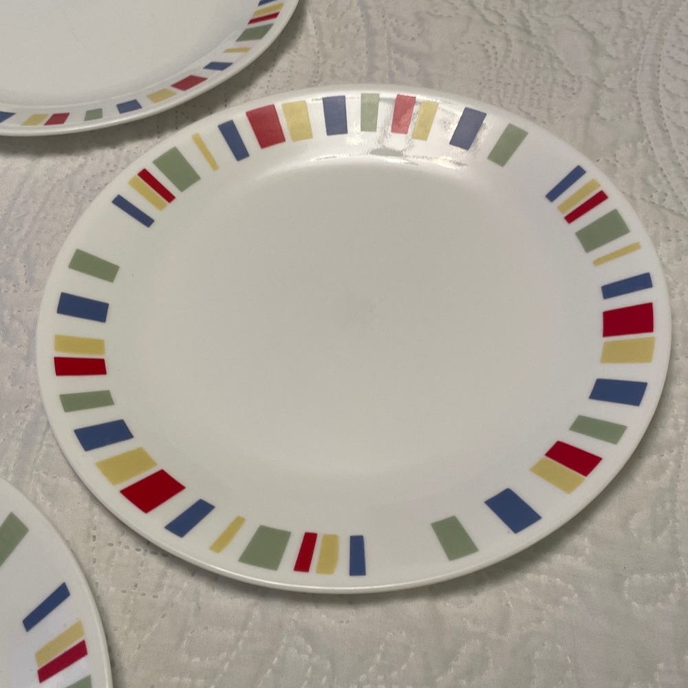 Set of 6 CORELLE MEMPHIS Dinner Plates with Colorful Border 10 1/4” Each - Picture 5 of 9